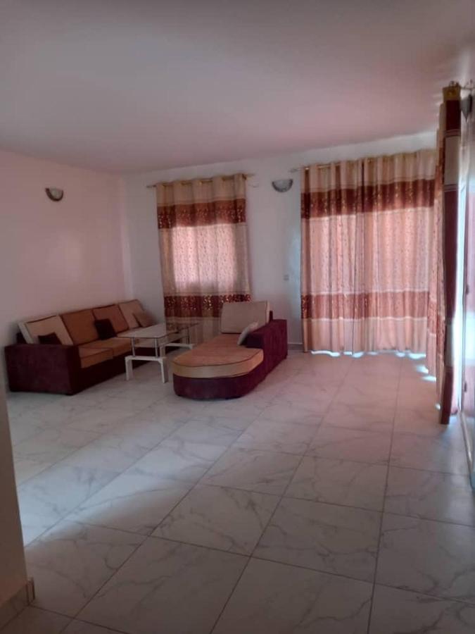 Villa Diambars Sali Tapé Εξωτερικό φωτογραφία